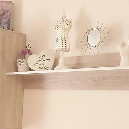 Theano's Cozy & Quiet Lux Flat - Wifi & Full Amenities 아파트