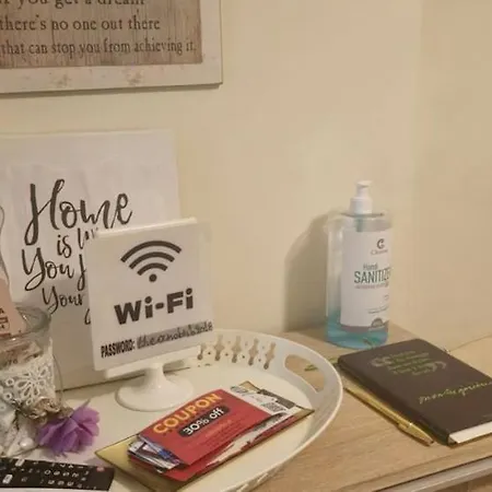 Theano's Cozy & Quiet Lux Flat - Wifi & Full Amenities 아파트