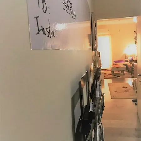 Theano's Cozy & Quiet Lux Flat - Wifi & Full Amenities * 파트라