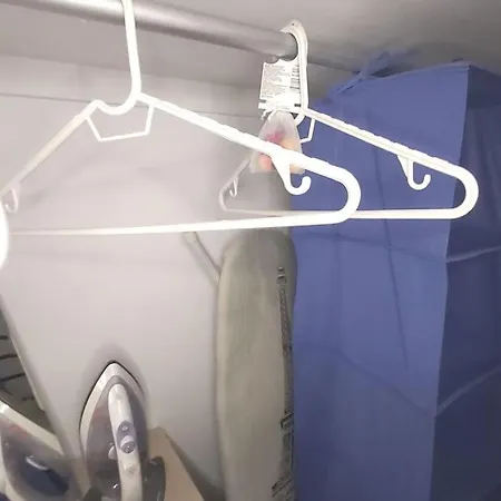 Апартаменты Theano's Cozy & Quiet Lux Flat - Wifi & Full Amenities