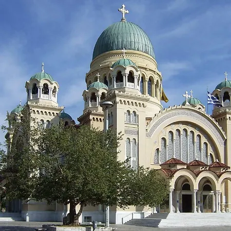 Theano's Cozy & Quiet Lux Flat - Wifi & Full Amenities *